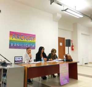 il tavolo della Presidenza del Congresso Arcigay Basilicata