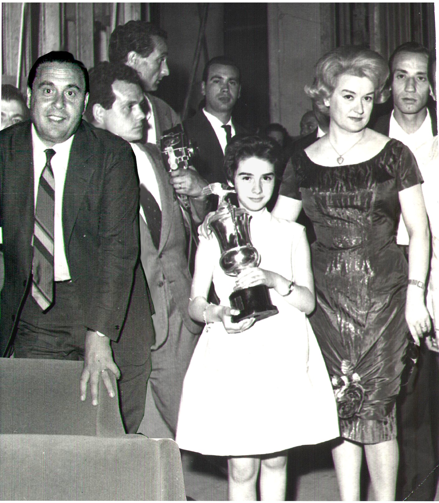 Umberto Martucci e Flo Sandon's subito dopo la vittoria al Festival di Napoli del 1960 con Serenata a Mergelliina