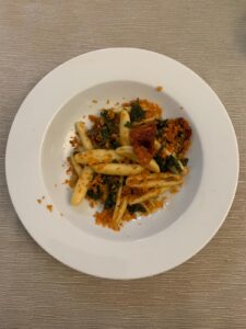 strascinati con puntarelle e peperoni secchi