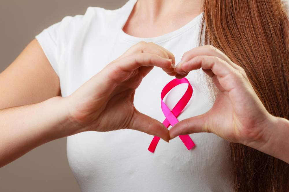 Prevenzione tumore al seno: Potenza si tinge di rosa