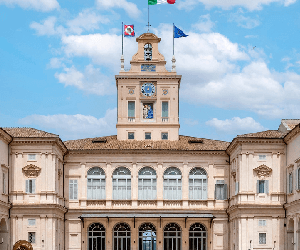 In Forza Italia braccio di ferro per la Segreteria, per il Quirinale sarà corsa tra Meloni e Casini con Tajani terzo incomodo?
